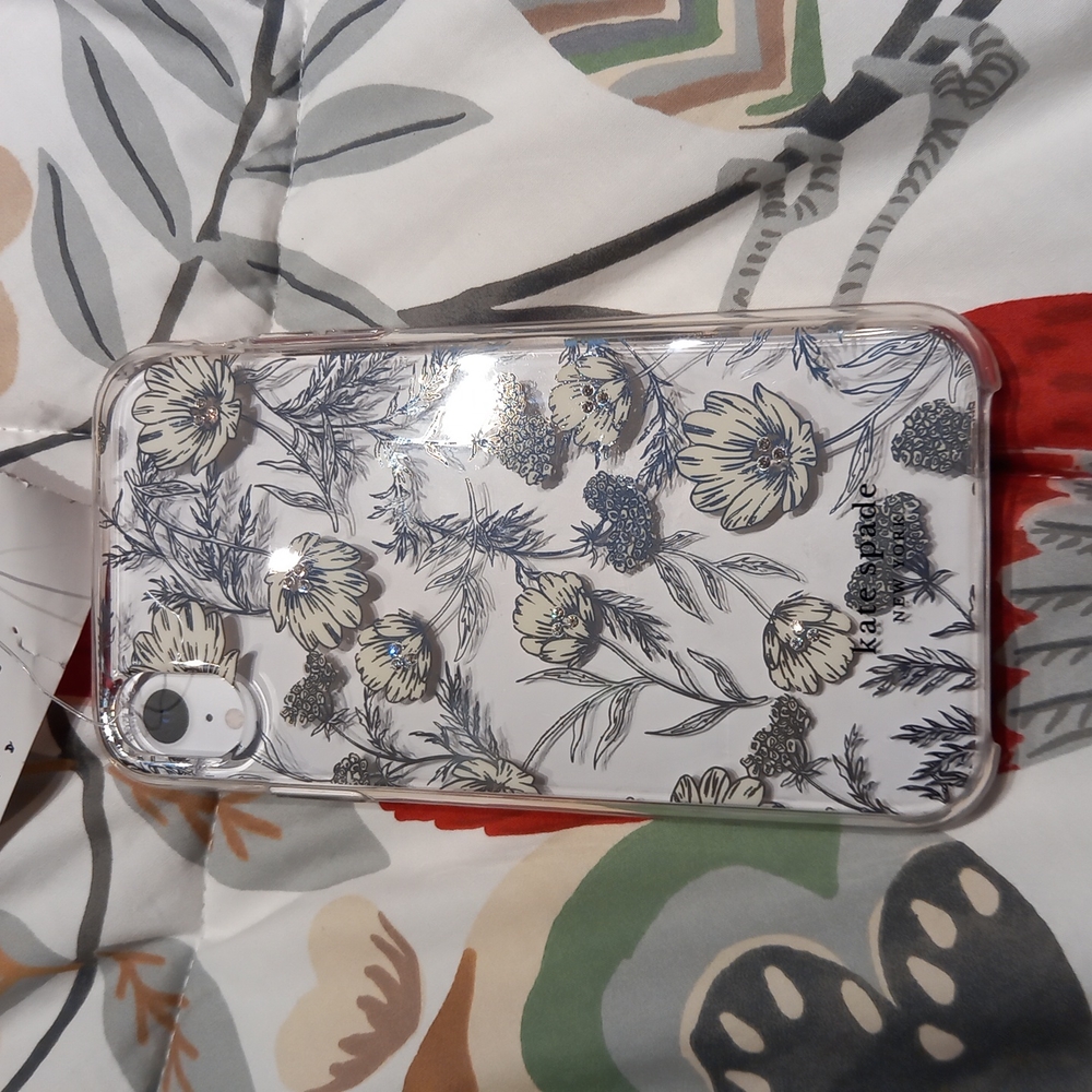 SALE: Kate Spade iPhone SE wrap case NWT